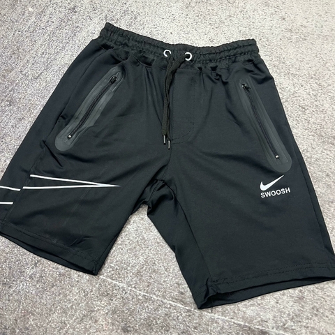Short Nike Swoosh