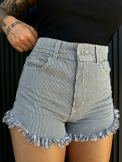 Short Gala Negro Desflecado - comprar online