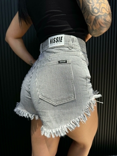 Short Gala Negro Desflecado - tienda online