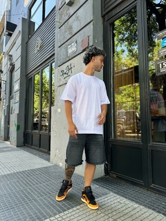 BERMUDA ELTIEL GRIS MEN en internet