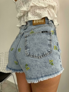 Short Flower - Nissie Denim