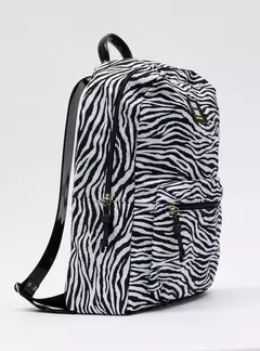 Mochila Petite Jolie Teen Zebra/Preto PJ11055 na internet