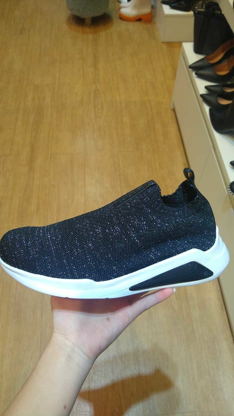 TENIS PETITE JOLIE PRETO/PRATA PJ5517