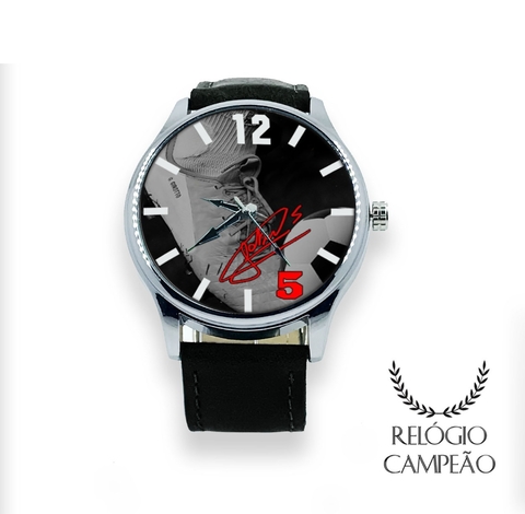 Relógio personalizado com chuteira e autografo do jogador Gabriel pulseira e couro - comprar online