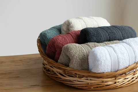 JUEGO DE TOALLA Y TOALLON LACAR 420Grs