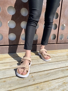 Sandalia IDAHO 226 nude, Albany - comprar online