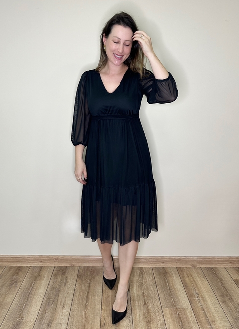 Vestido midi preto em tule com mangas Marília - comprar online