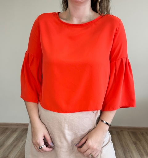 Blusa leve de crepe e manga ampla Lavinia