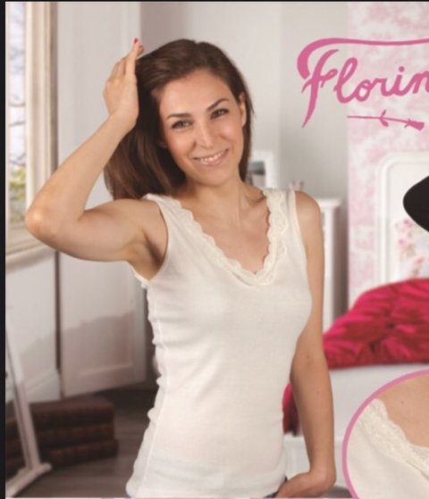 Camiseta con reeb de algodón escote en v con puntilla - FLORINCELLA 175