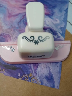 Perforadora para guarda continuas en internet