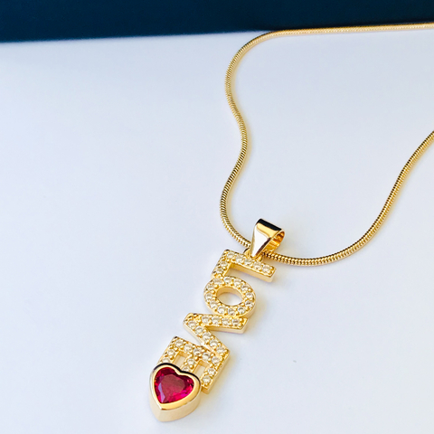 COLAR LOVE EM SEMIJOIA - comprar online