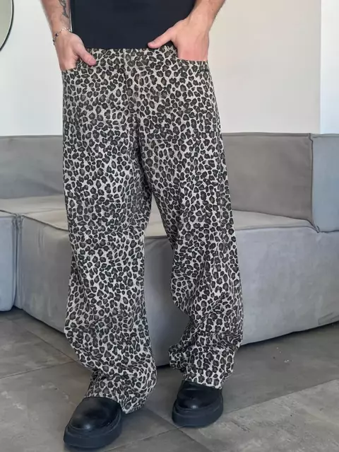 pantalon baggy leopardo - comprar online