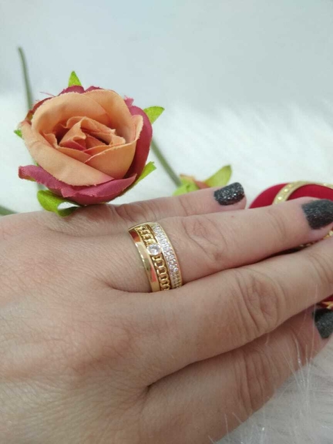 TRIO DE ALIANÇAS FOLHEADAS