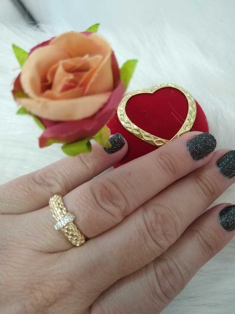 ANEL FOLHEADO A OURO