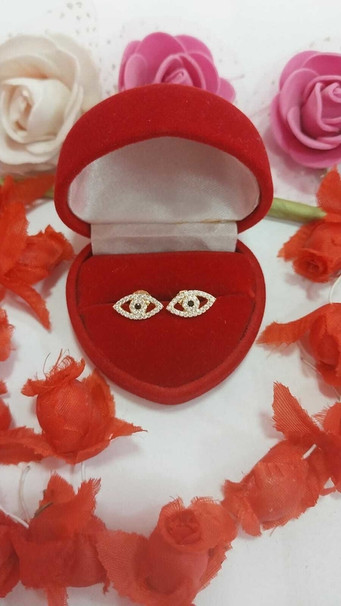 BRINCO FOLHEADO OLHO GREGO