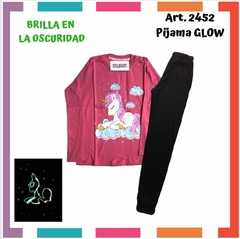 Pijama UNICORNIO estampa GLOW que BRILLA en la oscuridad 100% algodón peinado premium - comprar online