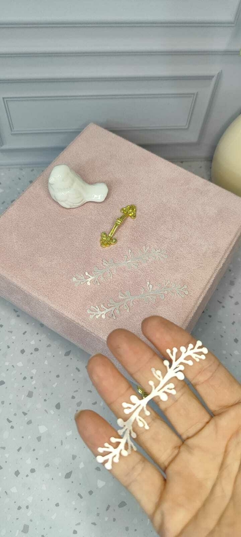 Recorte folhagem delicada