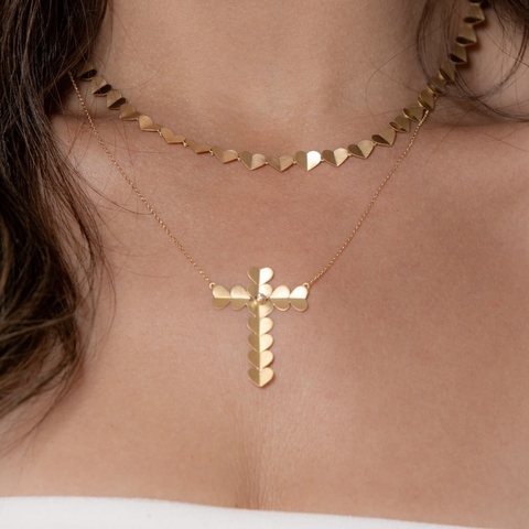 Gargantilha Cruz Corações ouro 18k - comprar online