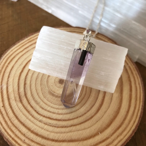 ametista com turmalina negra