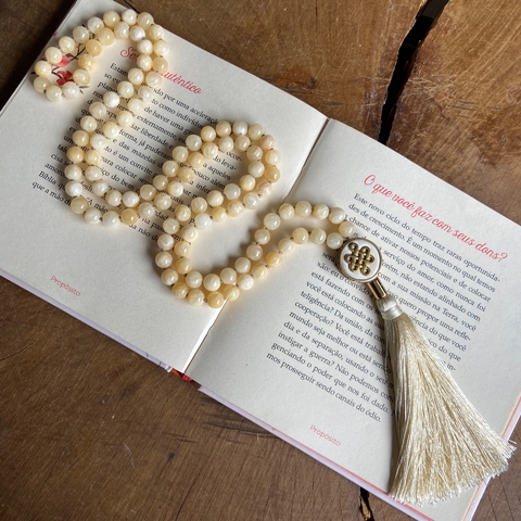 japamala de calcita amarela