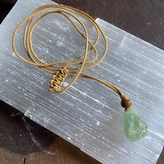 Cordão quartzo verde bruto - comprar online