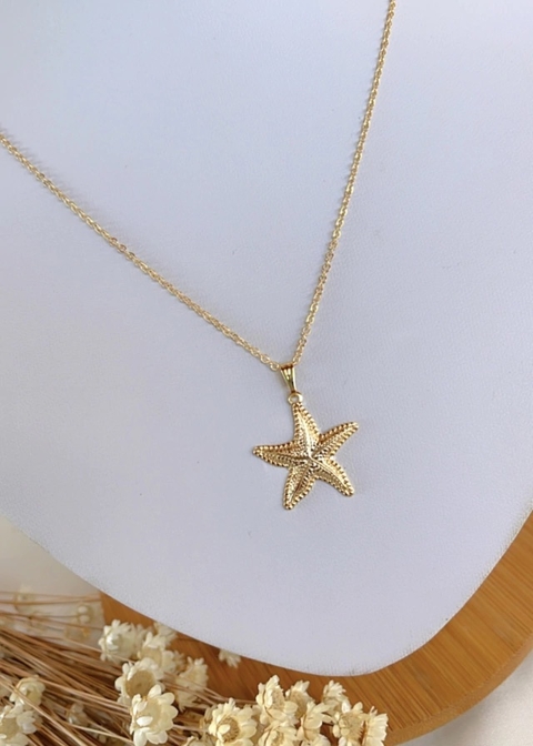 Colar Gargantilha com Pingente Estrela Dourado Banhado a Ouro 18k