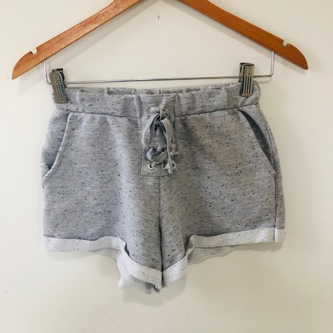 Shorts Cinza Moletinho Clock House CeA PP