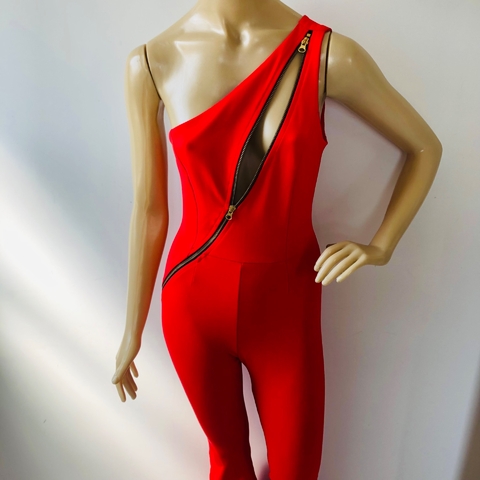 Macacão Longo Decotado Vermelho Triskal P