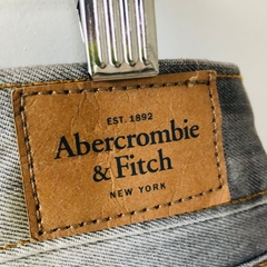 Shorts Jeans Abercrombie e Fitch 42 - Brechó Bete Balanço