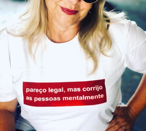 Camiseta em Poliéster Manga Curta T-shirt Pareço Legal Mas Corrijo