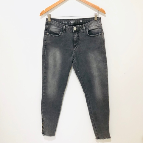 Calça Jeans Cigarrete Cintura Média Riachuelo 42