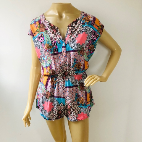 Macaquinho Curto Estampado Banana Black P