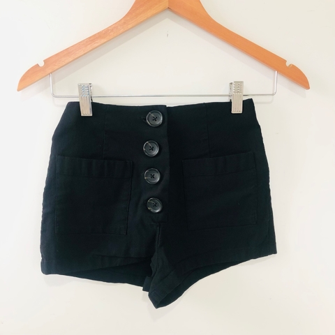 Shorts Hot Pants Cintura Alta Botões Forever 21 PP
