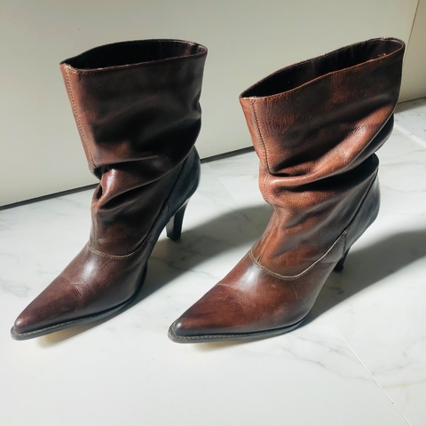 Bota Marrom Bico Fino D’ Marine 36
