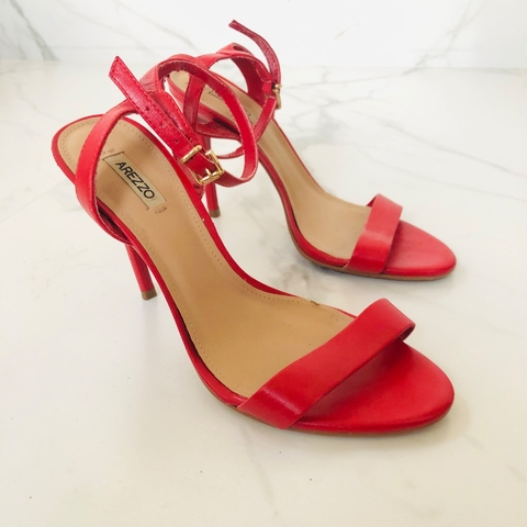 Sandália Vermelha Couro Salto Fino Monocromática Arezzo 36