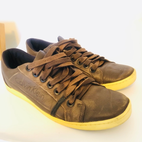 Sapatenis Masculino Cano Baixo Couro Marrom CK 39