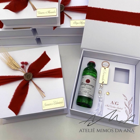 Caixa Ana Caroline e Gabriel - 25 x 25 x 7 - Branco