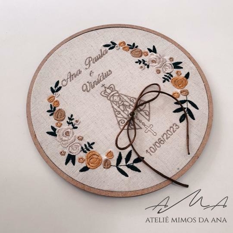 Porta Alianças Bastidor Ana Paula e Vinicius