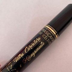 Máscara de Cílios Ultra Curvatura e Alongamento Fenzza Make Up - Gii Matos Makeup