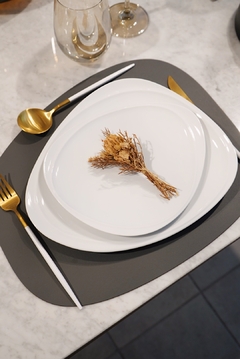 SET x 6 INDIVIDUALES CUERO - Presenza