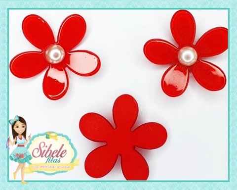 Aplique Flor Acrílica Vermelha com Meia Pérola (unidade)