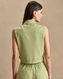 Colete curto na internet