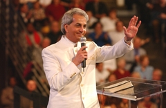 Banner da categoria Benny Hinn
