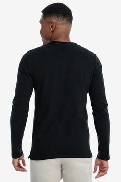 BLUSA MOLETINHO HENLEY na internet