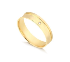Aliança Côncava Friso Lateral Fosco 5 mm com Pedra 10k