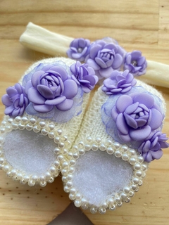 Kit Sapatinho Tricot e Faixinha Luxo 3 Rosas na internet