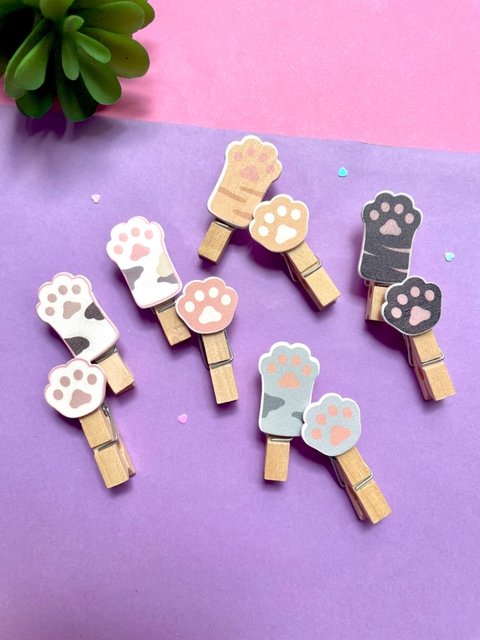 Mini Prendedor Patinha