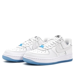 Nike Air Force 1 '07 LX UV Reactive Swoosh na internet
