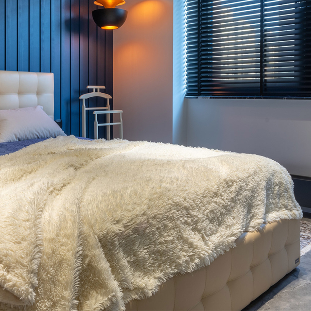 Cama Casal Bogart Castanho Matelassê - comprar online