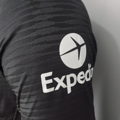 21/22 VERSÃO JOGADOR LIVERPOOL GOLEIRO - MGT FUT